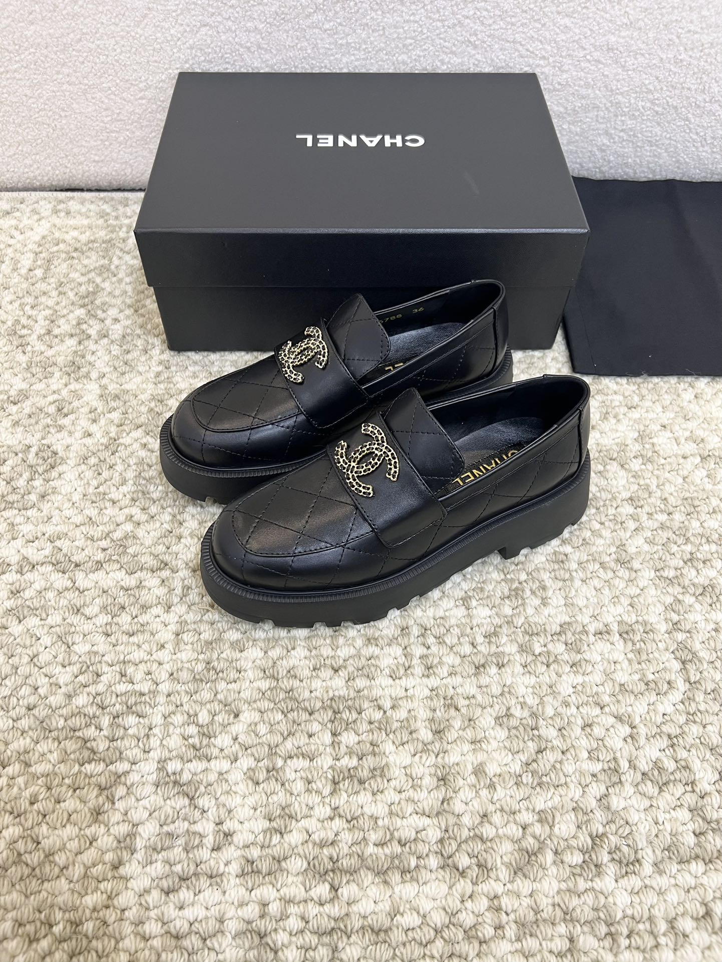 Chanel sz35-40 4cm 09